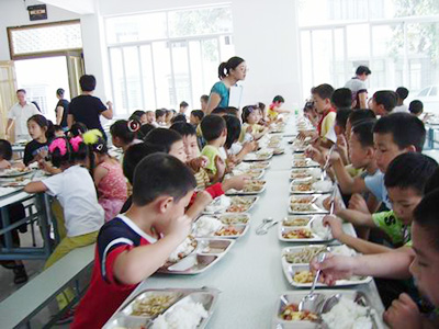 學(xué)校食堂承包案例